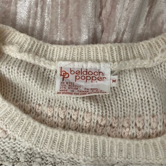 VINTAGE 80s Coquette Balletcore Short Sleeve Ribbon Pearl Cream Pink Sweater - Picture 3 of 4